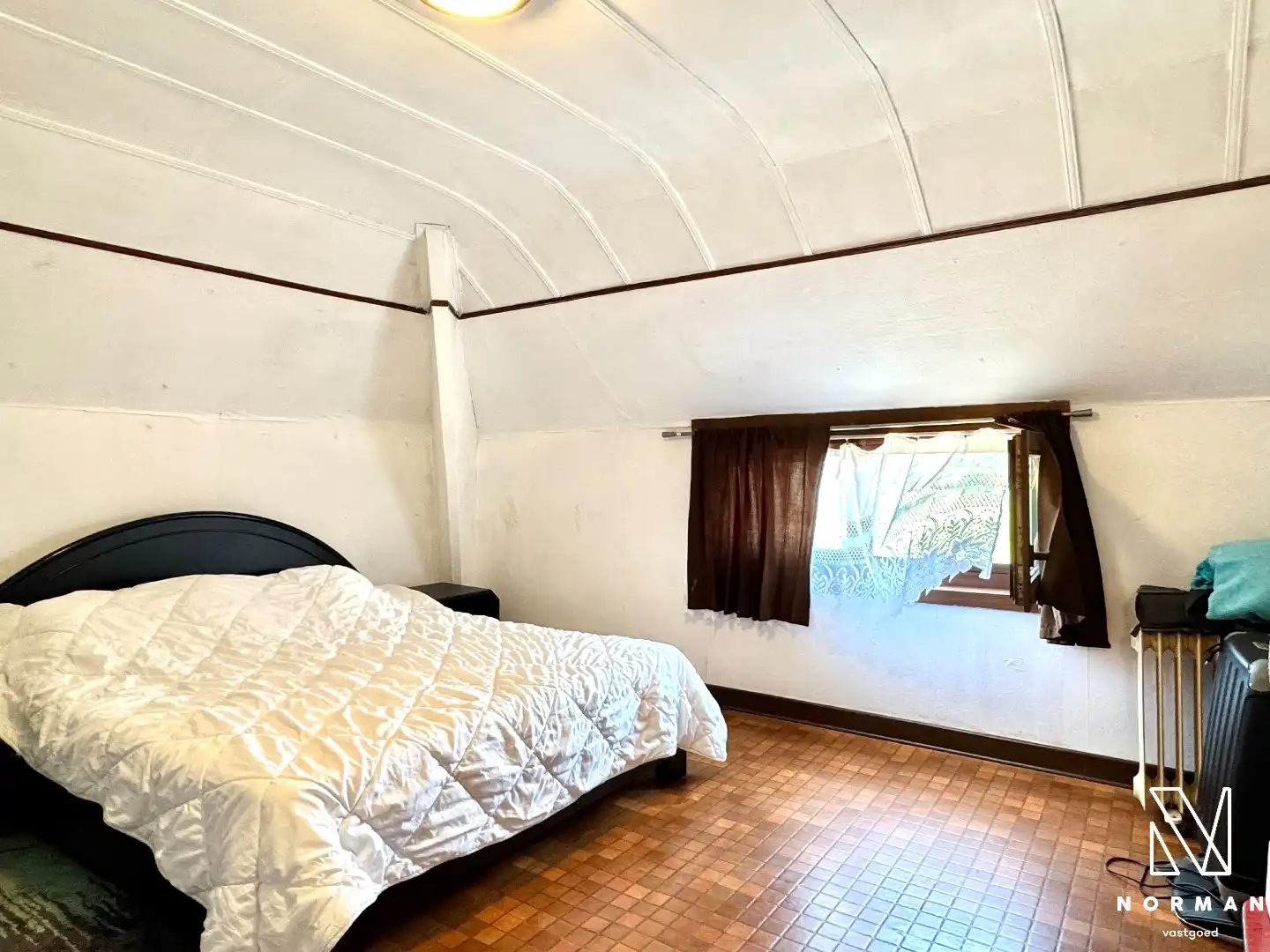 Instapklare woning te koop in Bavikhove met 3 slaapkamers, 2 badkamers en werkatlier op rustige, landelijke ligging! foto 17