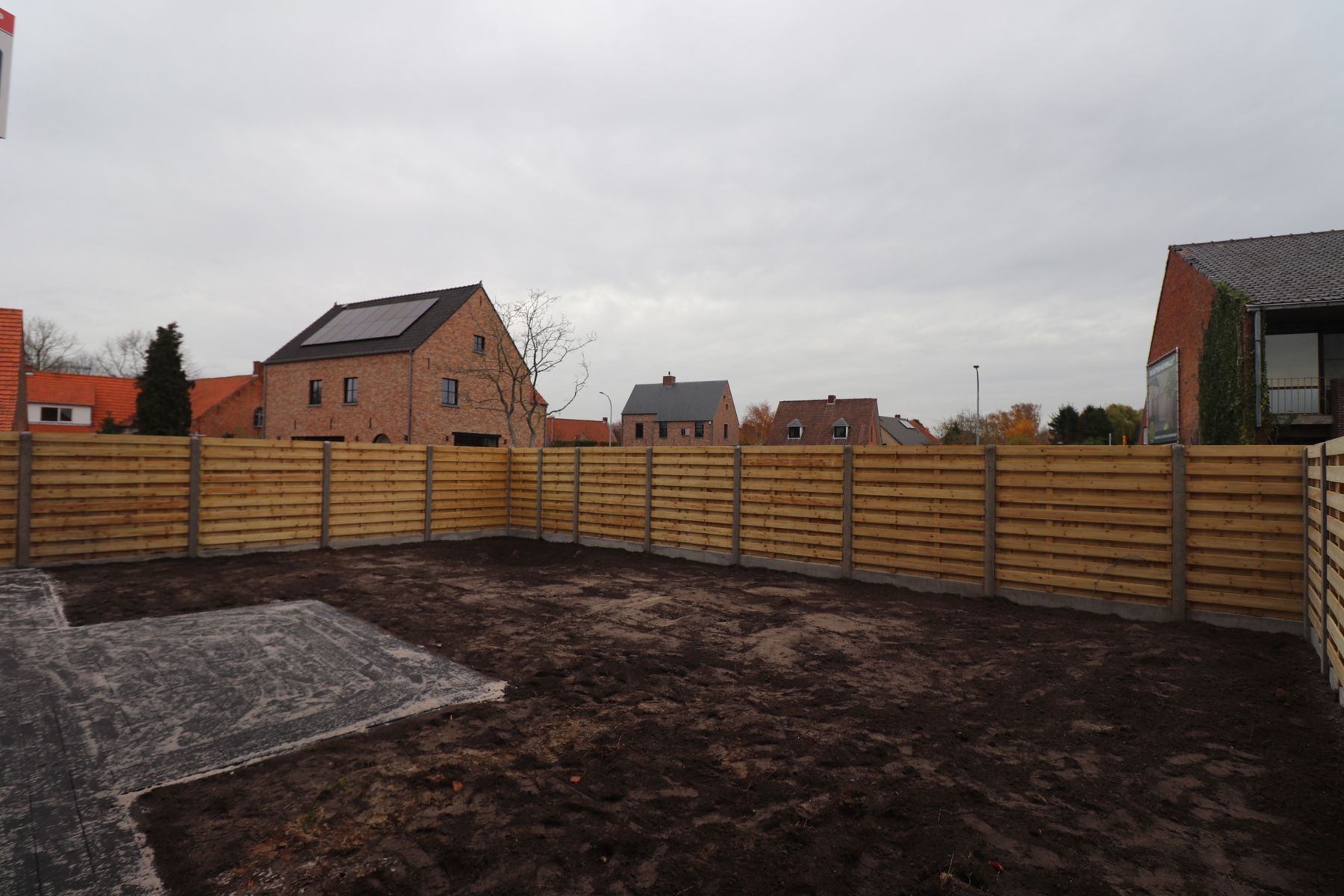 Ruime gezinswoning (ca 245 m²) met 4 slaapkamers op perceel van ca. 303 m². foto 19