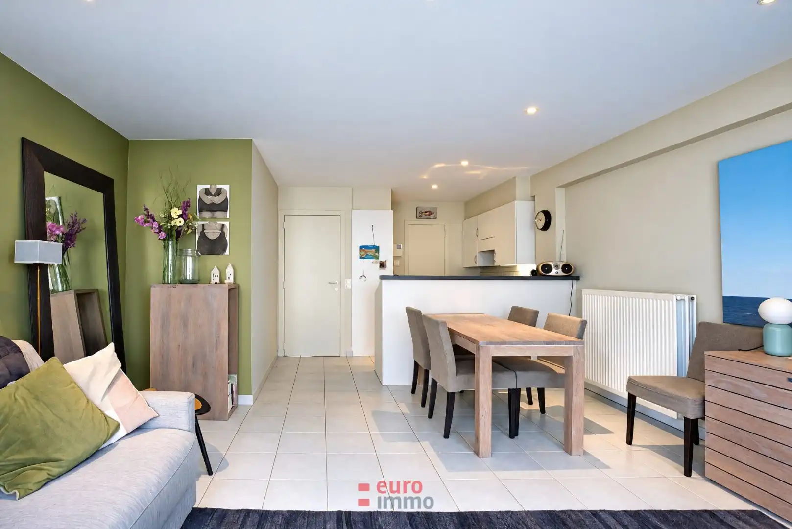 Nabij de havengeul gelegen appartement met 2 slaapkamers. foto 7