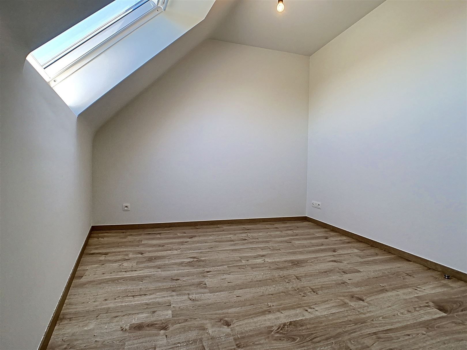 Mooi dakapp met 2 slpks, incl parking foto 20