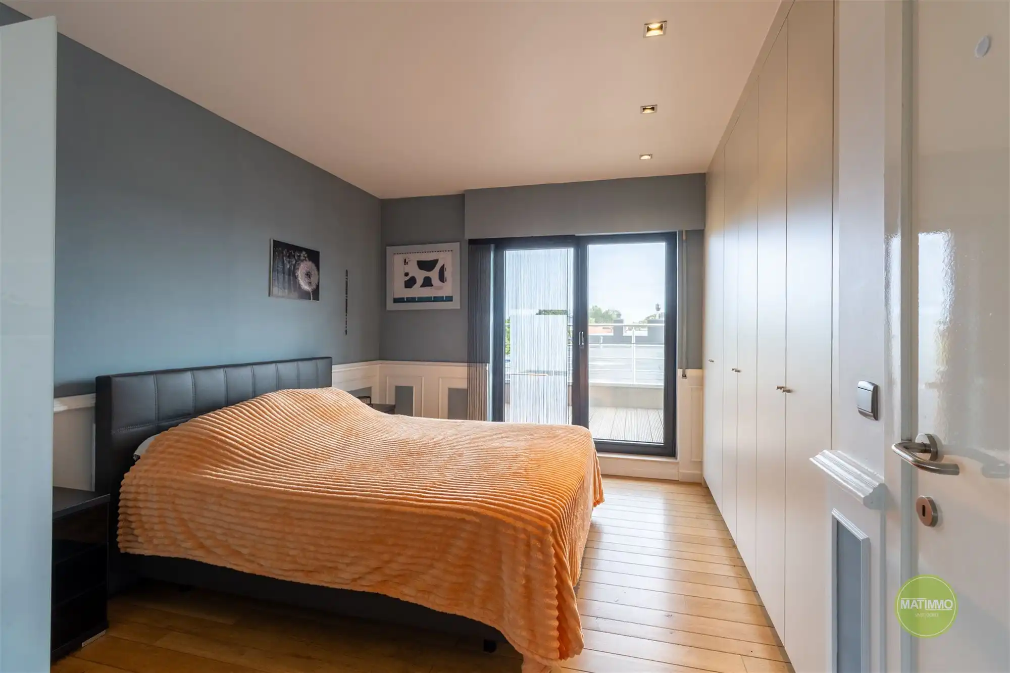 Penthouse met ruim zuidgericht terras en garage in Mol foto 14