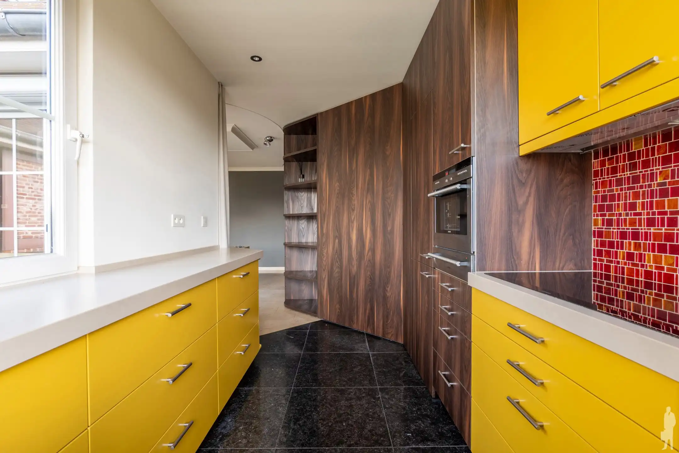 Knap duplex appartement in hartje Hoogstraten foto 8