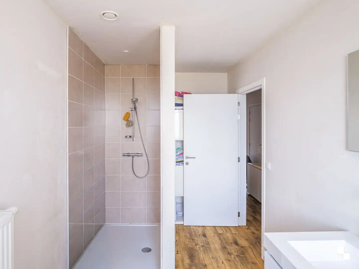 Nieuwbouw op woonerf met vijf slaapkamers te Zwijnaarde foto 11