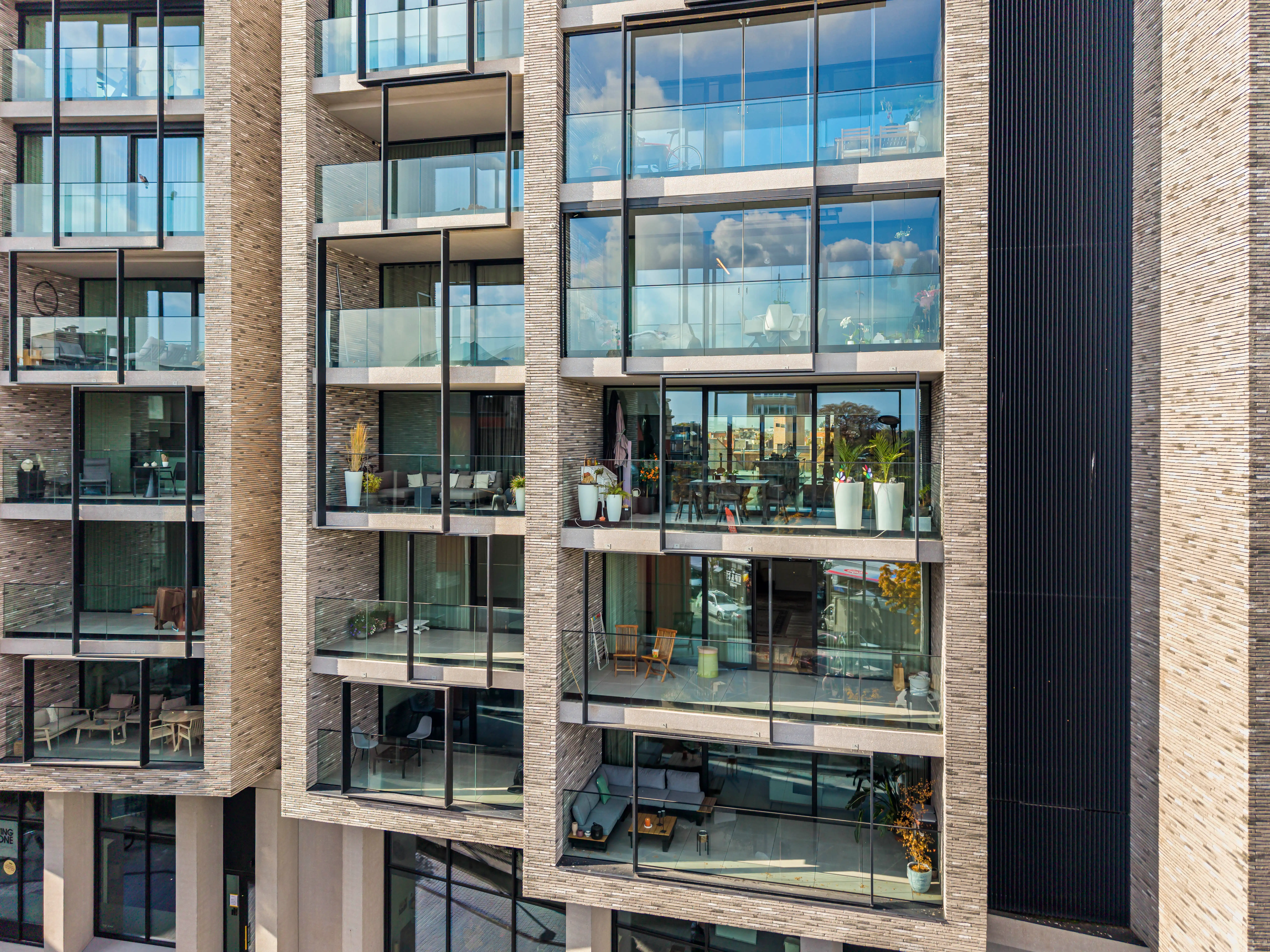 Luxueus afgewerkt appartement (2 terrassen + parking) foto 21