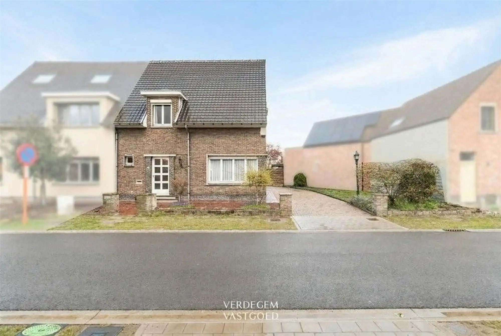 Hoofdfoto van de publicatie: Woning met karakter en tuin van 1.594m² aan de mooie Moervaart