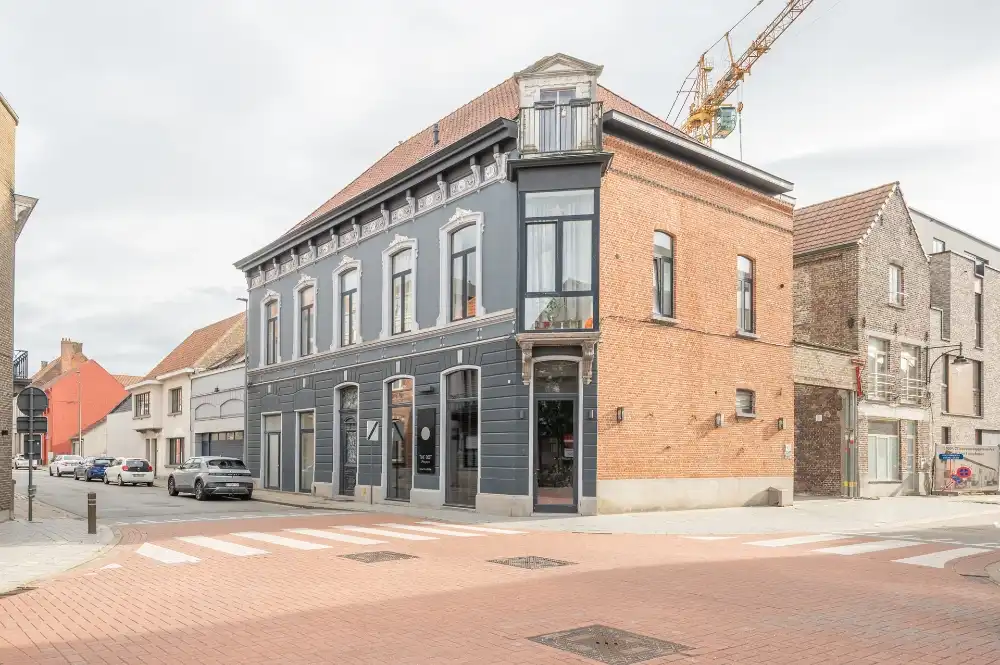 Instapklaar en stijlvol ingericht restaurant – onmiddellijk beschikbaar! foto 4