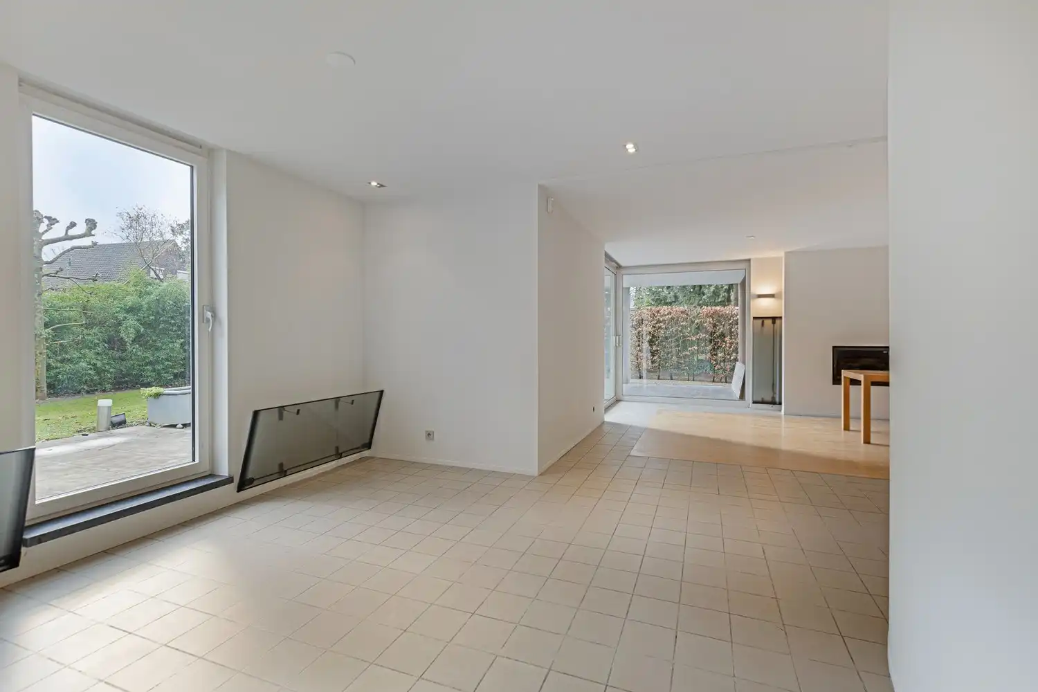 Moderne villa met ruime leefruimte, 4 slaapkamers en 2 badkamers op 13 are in gegeerde buurt Neerharen- Lanaken foto 11