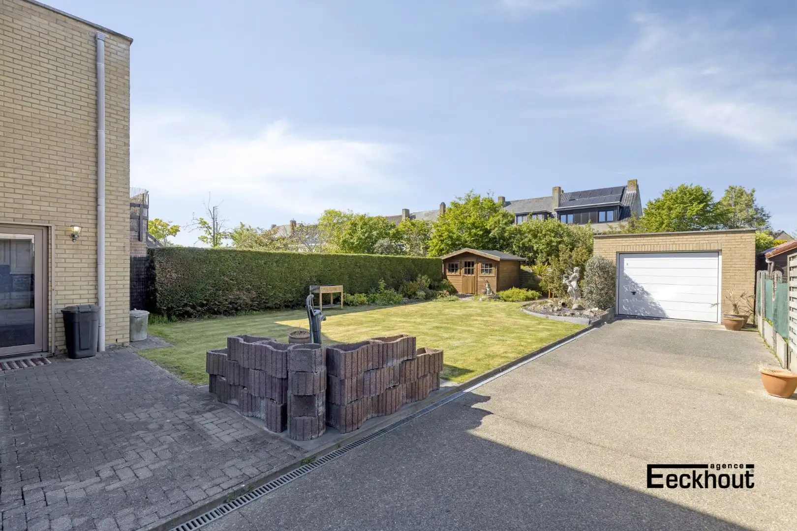 Rustig gelegen woning met zonnige tuin en ruime garage! foto 8
