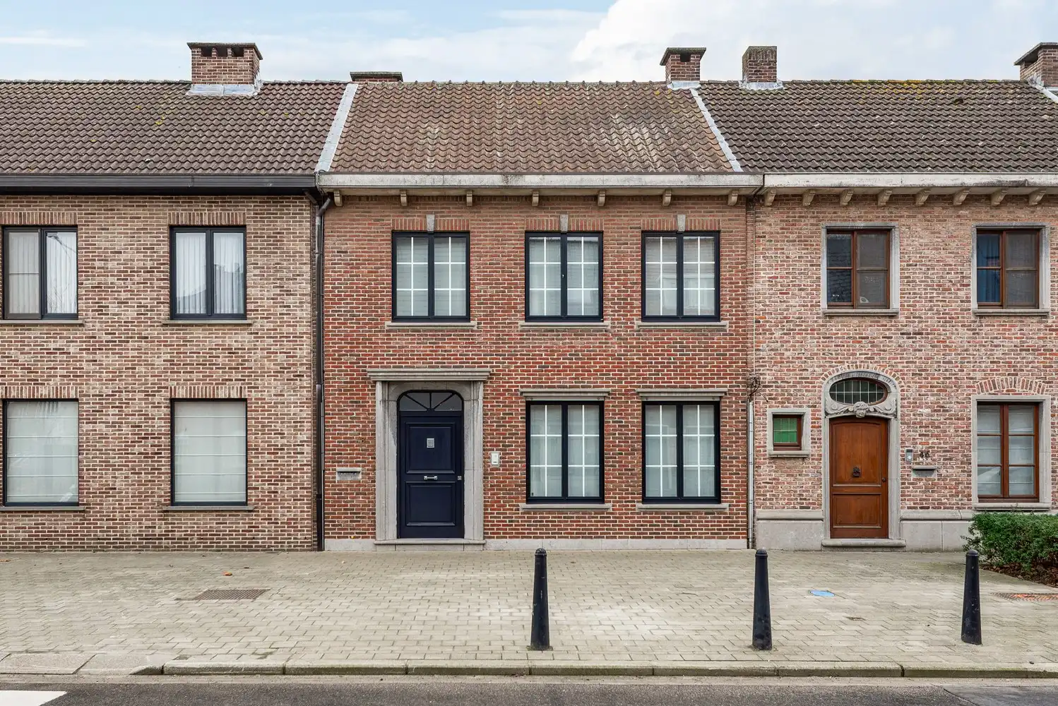 Verzorgde instapklare woning met 4 slaapkamers en ruime garage. foto 33