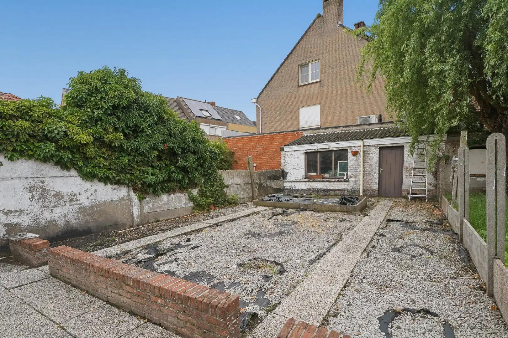 Ruime gezinswoning met zonnige tuin nabij Brugse binnenstad foto 8