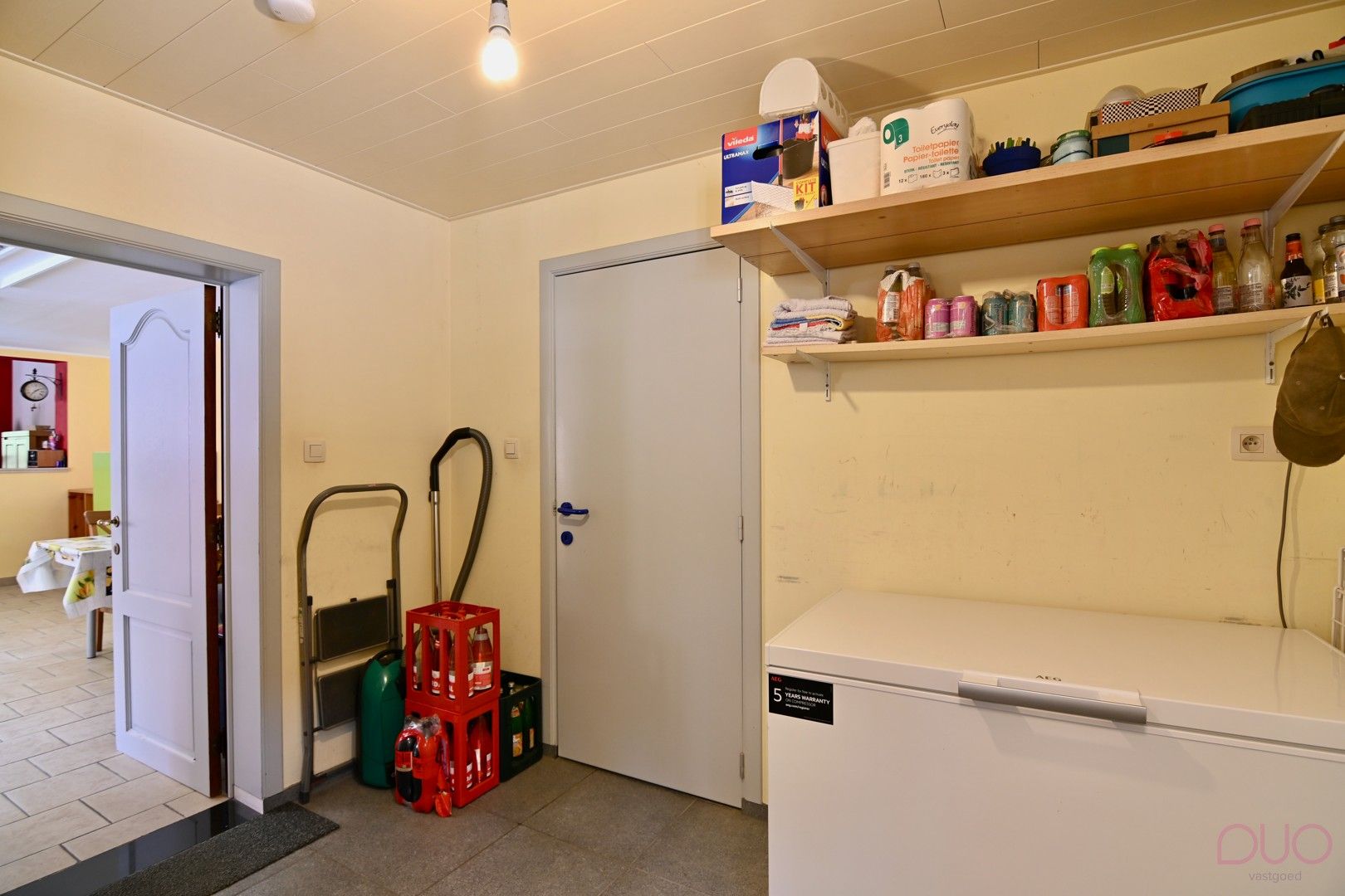Instapklare halfopen bebouwing met drie slaapkamers en twee badkamers, vlakbij Provinciaal domein Nieuwenhoven foto 19