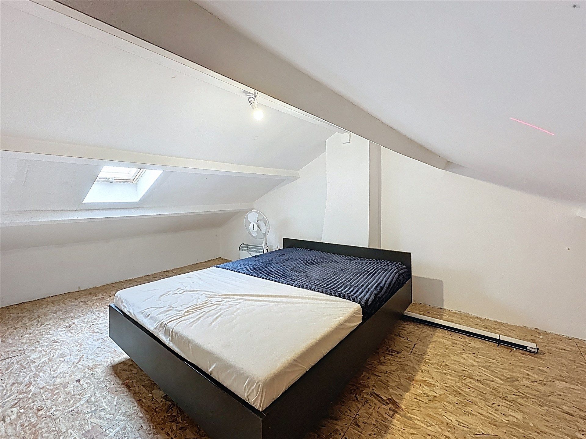 woning met 4 slaapkamers en garage foto 15