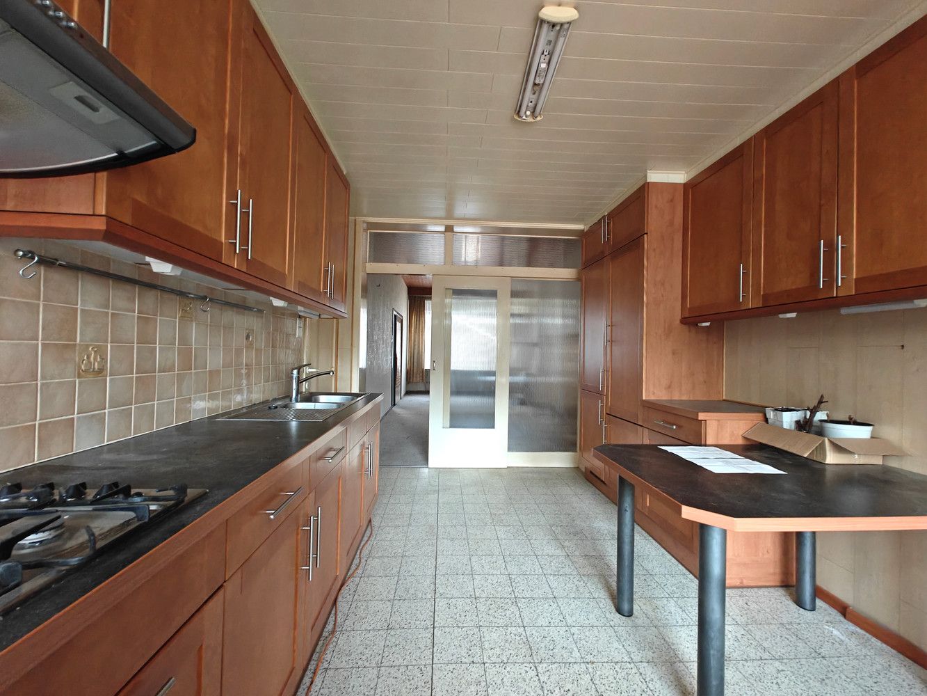 Te renoveren rijwoning met 3 slaapkamers en leuke tuin foto 7