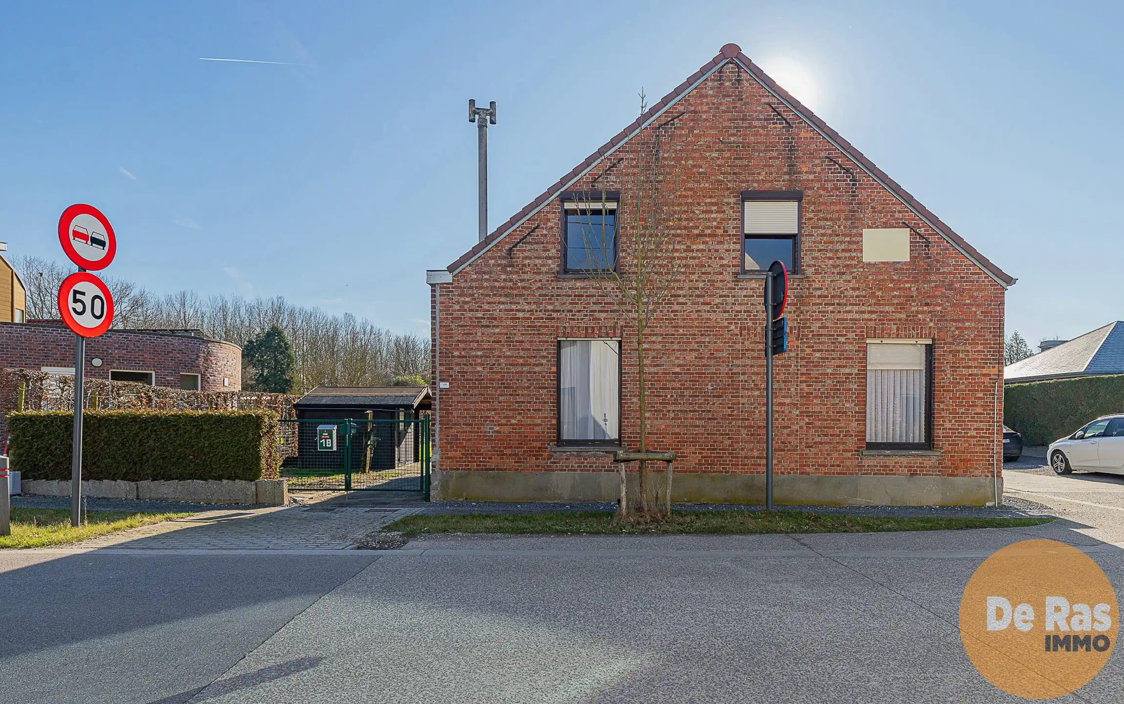 BUGGENHOUT– Renovatiewoning met prachtige tuin op ca. 8a50ca foto 17