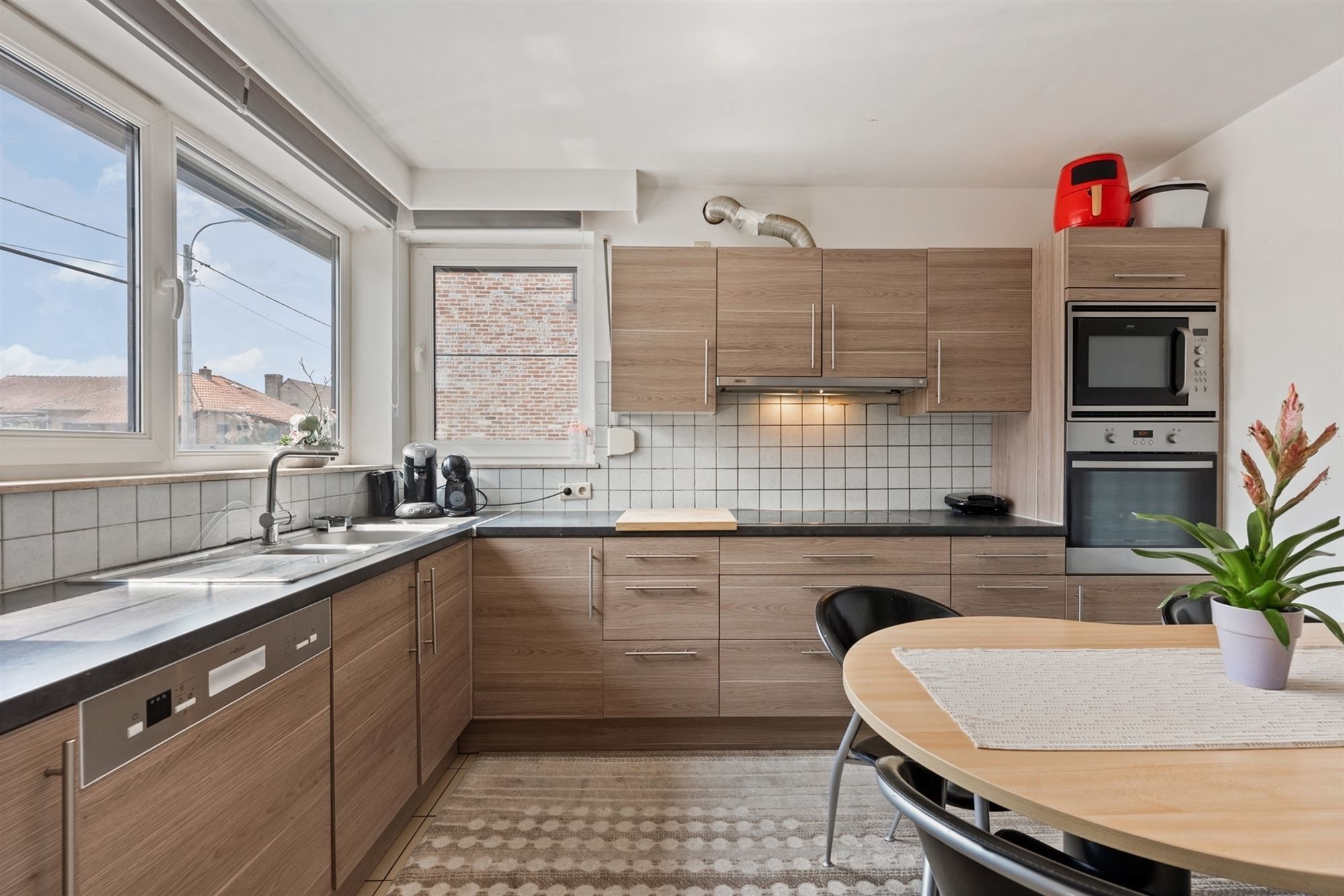 RUSTIG GELEGEN GELIJKVLOERS APPARTEMENT MET 3 SLAAPKAMERS MET OVERDEKT TERRAS EN TUIN TE LEOPOLDSBURG foto 11
