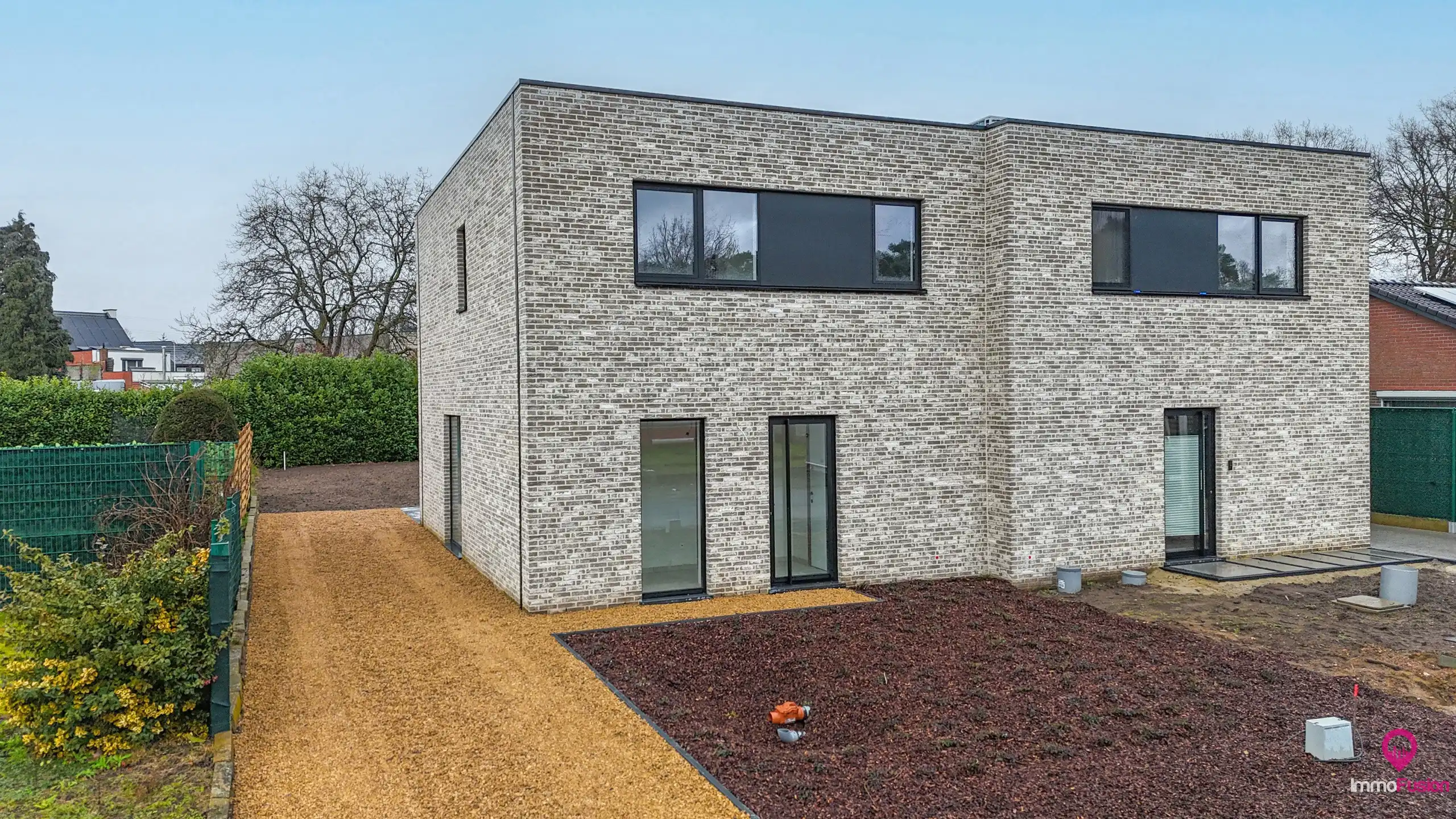 Nieuwbouw met 4 slpks en aangelegde tuin E-peil 4 te Koersel foto 35