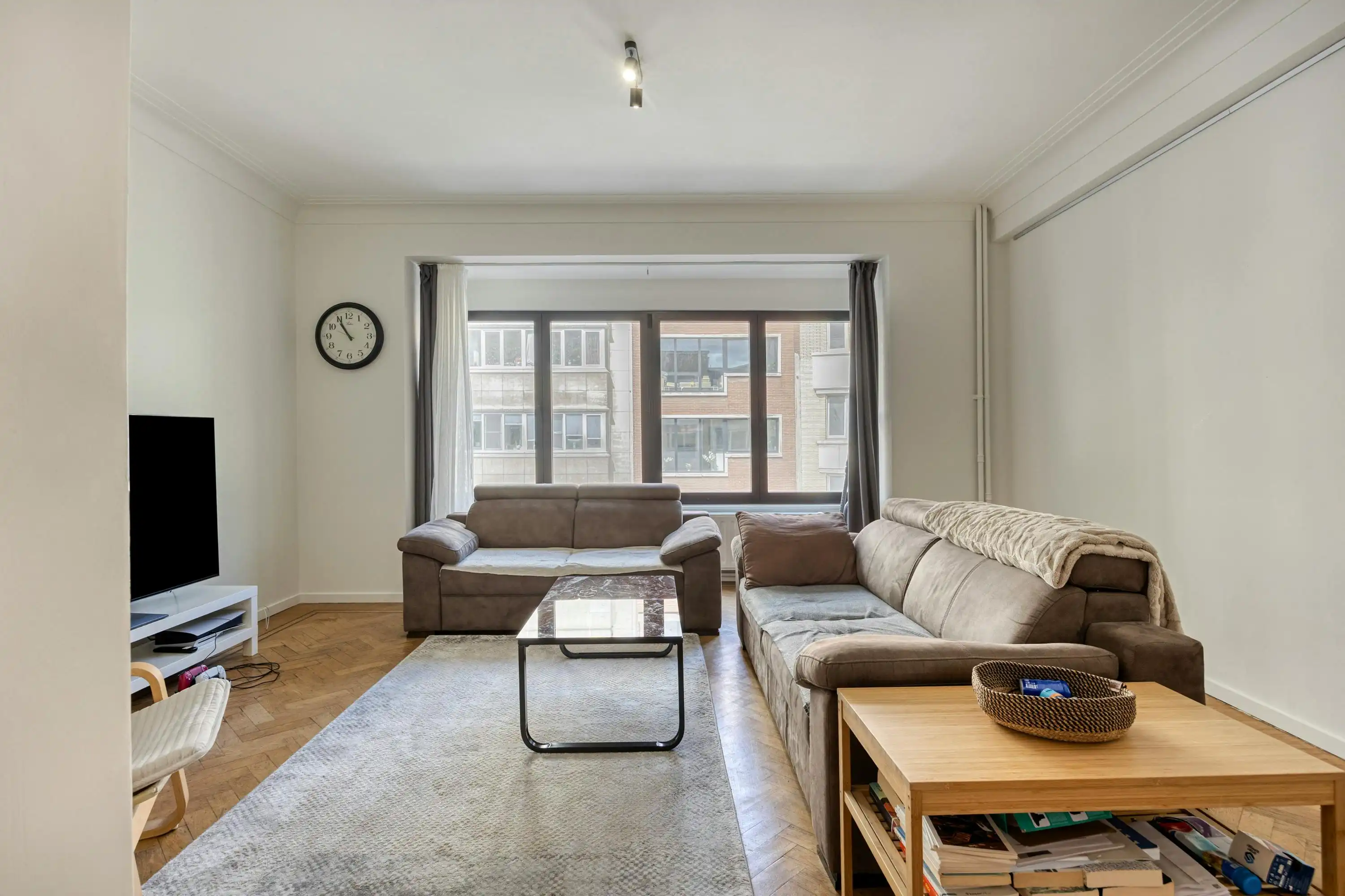 2 slaapkamerappartement te koop in het centrum van Antwerpen foto {{pictureIndex}}