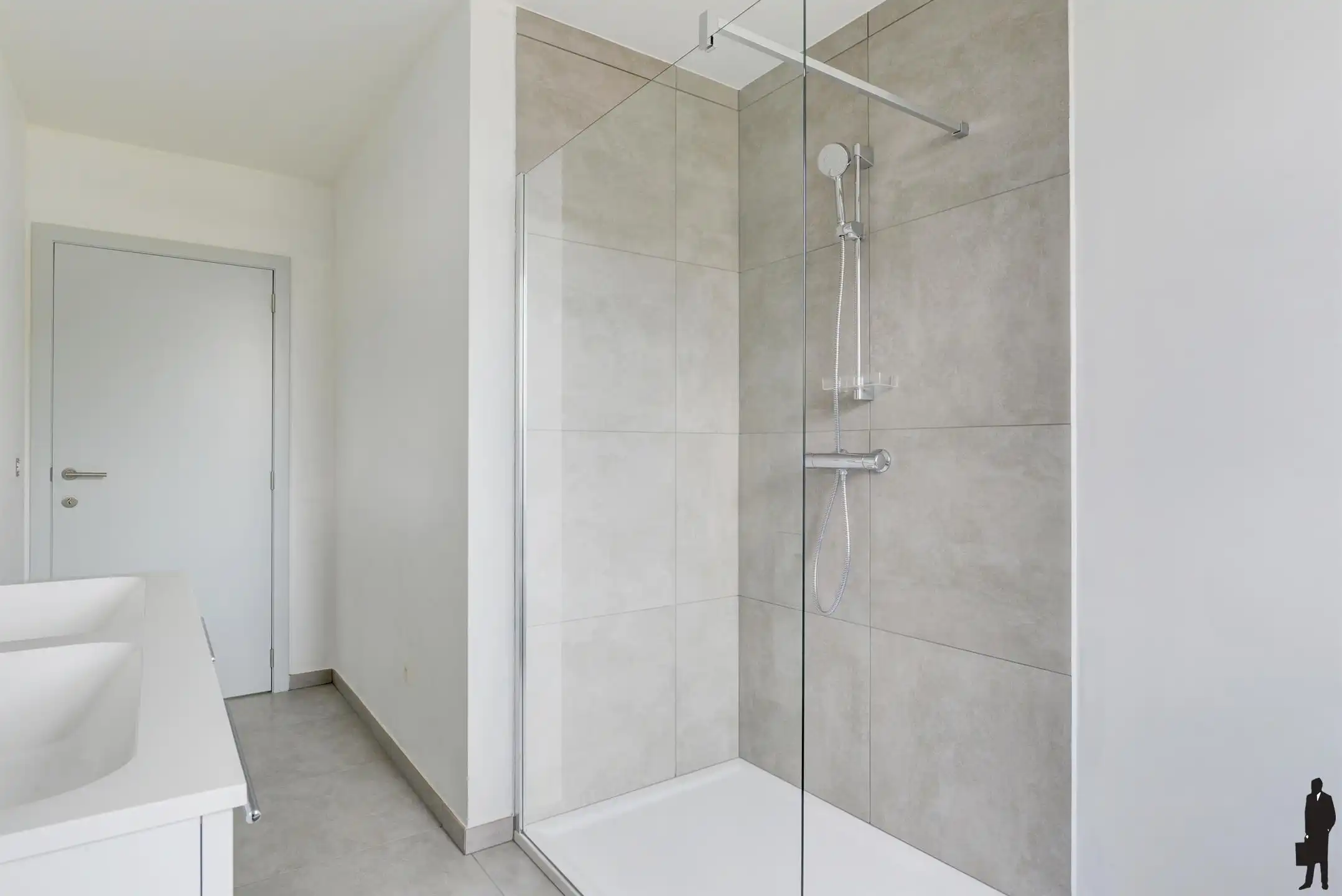 Modern appartement met 3 slaapkamers en terras foto 10