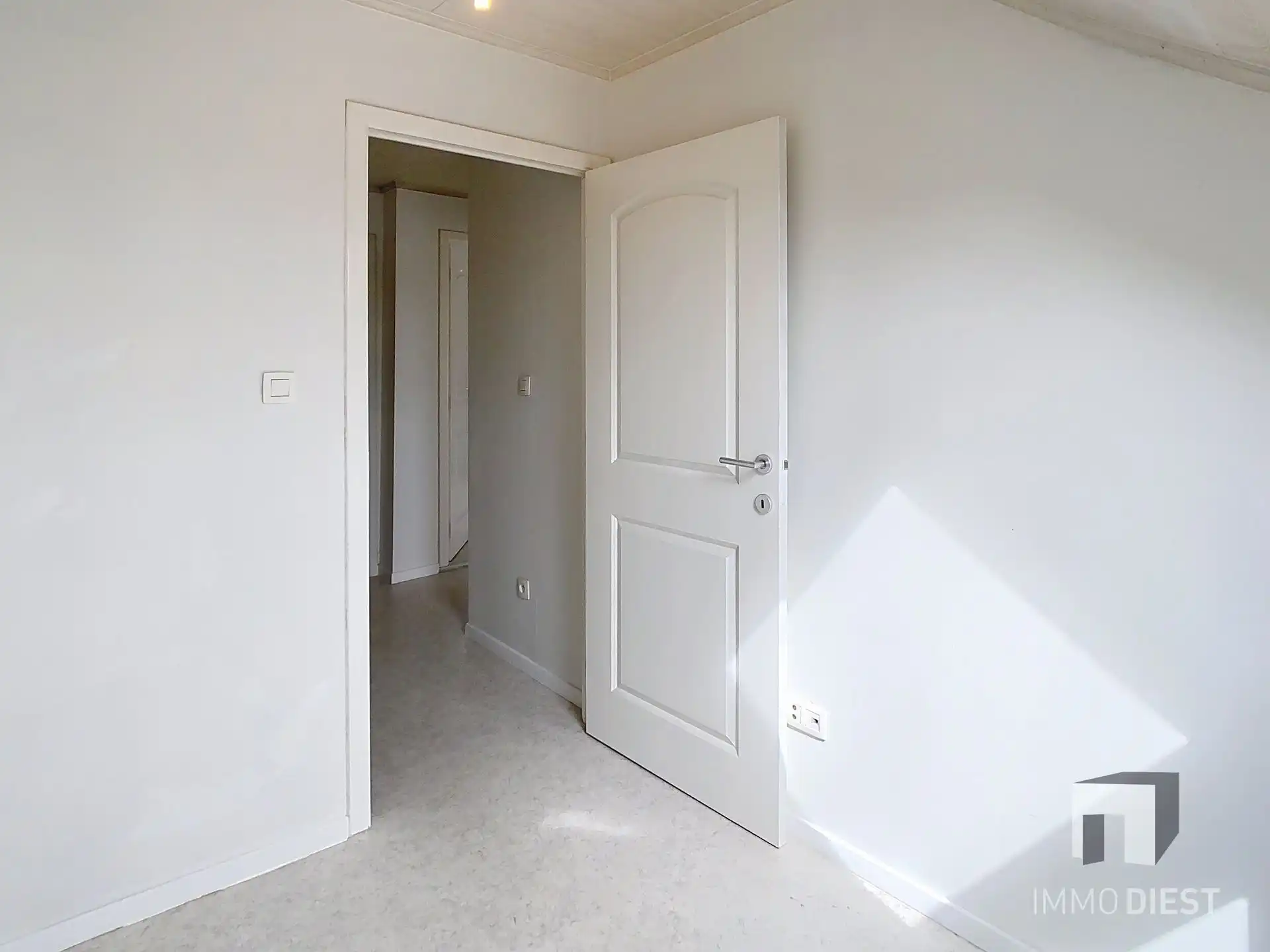 Kokette woning met drie slaapkamers rand Diest foto 16