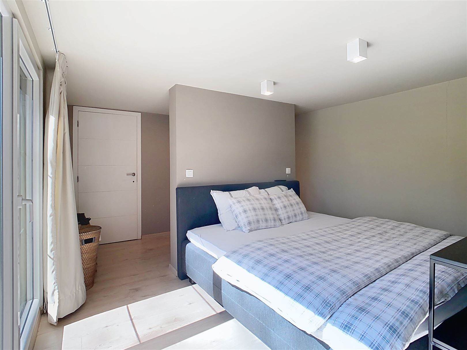 Gerenoveerde woning, 4 slpks, praktijkruimte, tuin, 4a 90ca foto 49