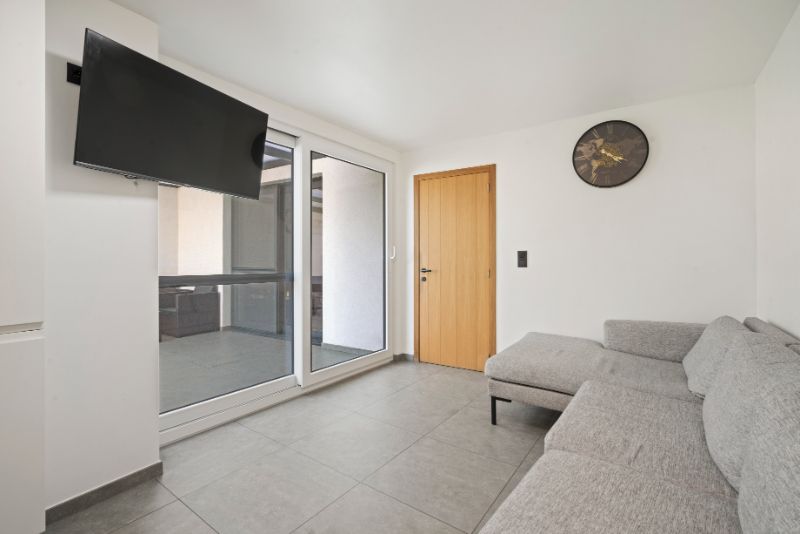 Hedendaagse - instapklare - zeer netjes onderhouden woning! foto 10