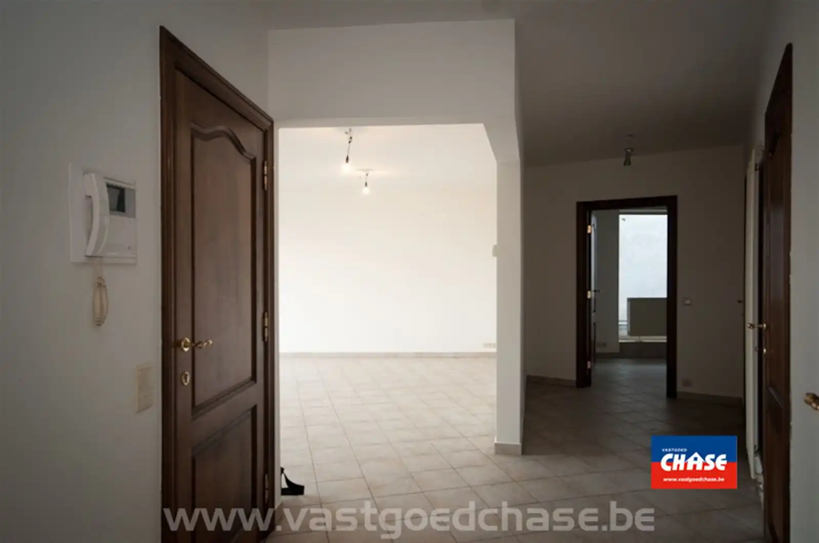 Appartement met 1 slaapkamer, terras en garage foto 20