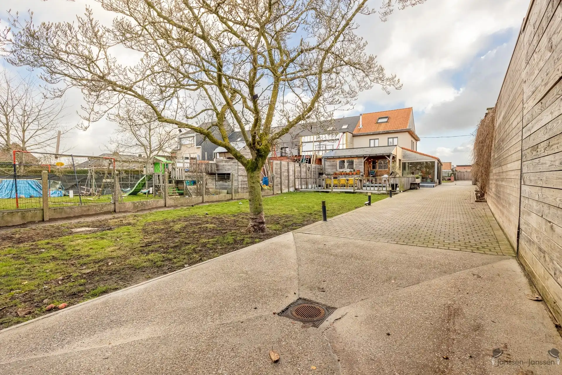 Lifestyle woning met uniek karakter foto 38