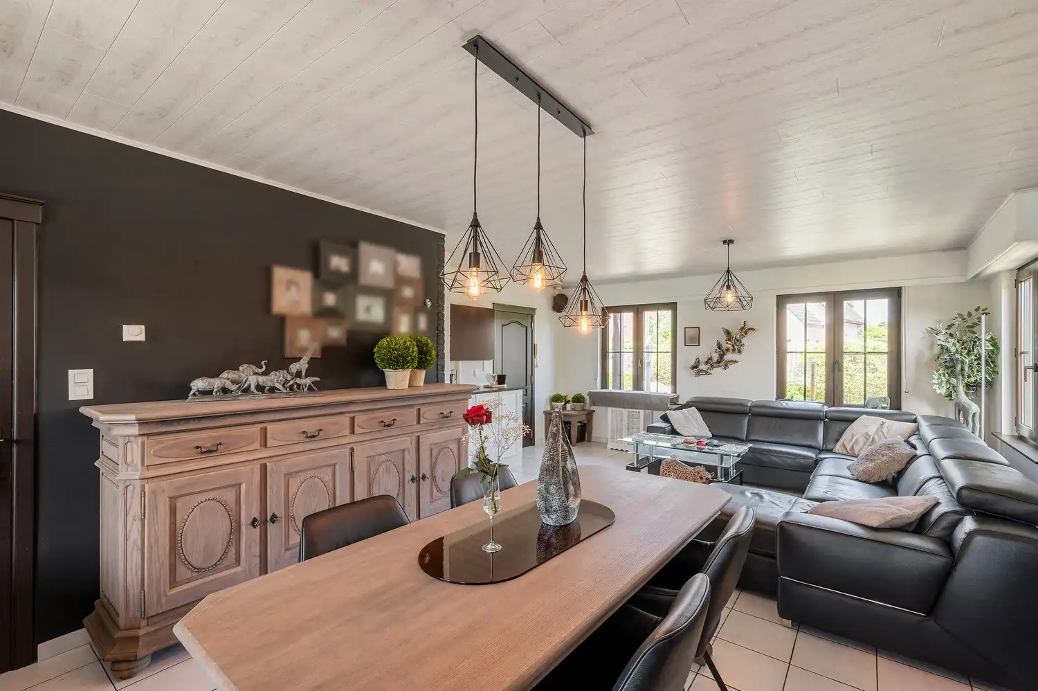 Landhuis met zwembad en 2 tot 4 slaapkamers foto 11