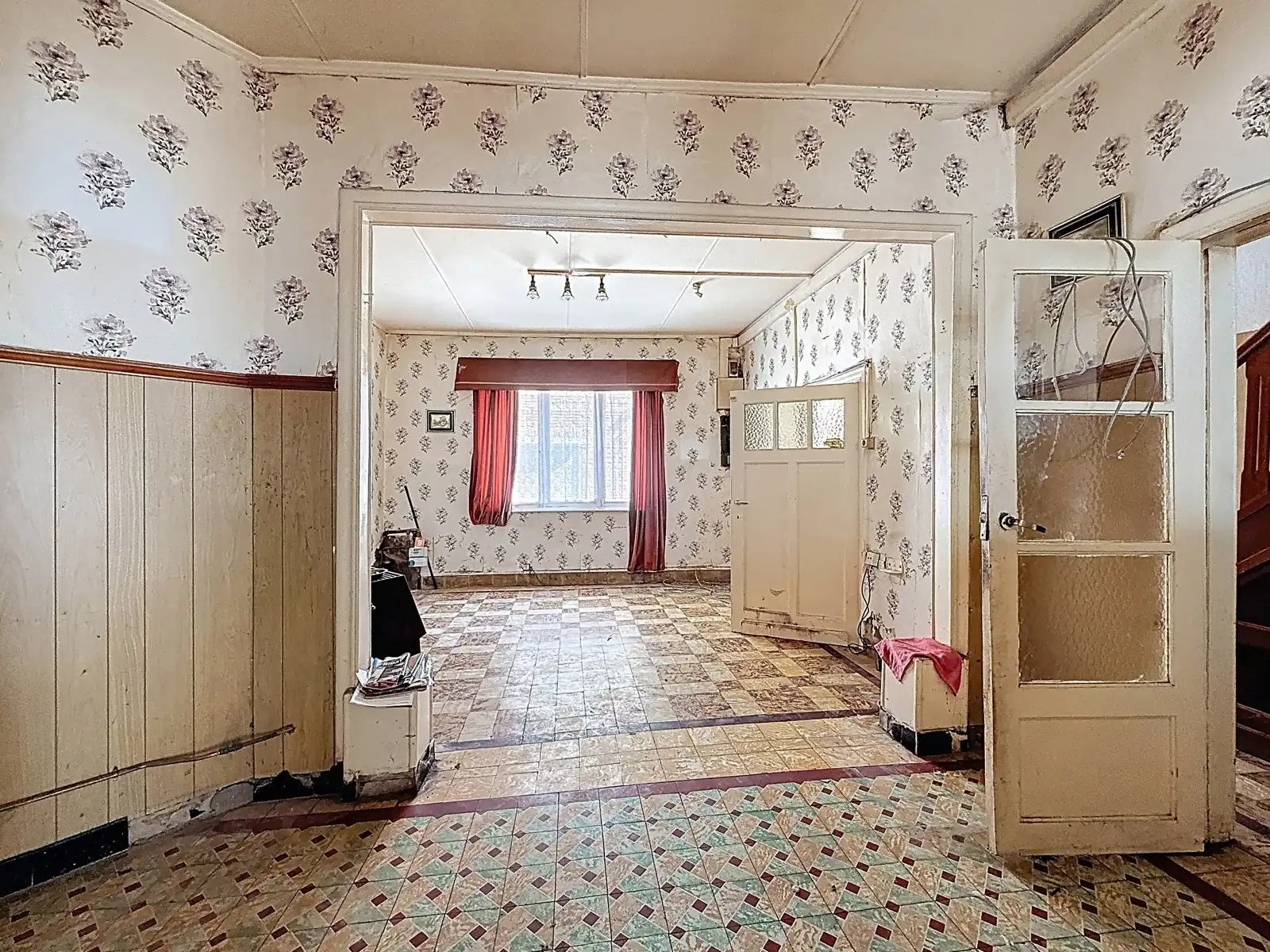 Renovatiepand met potentieel in Centrum van Tienen foto 3