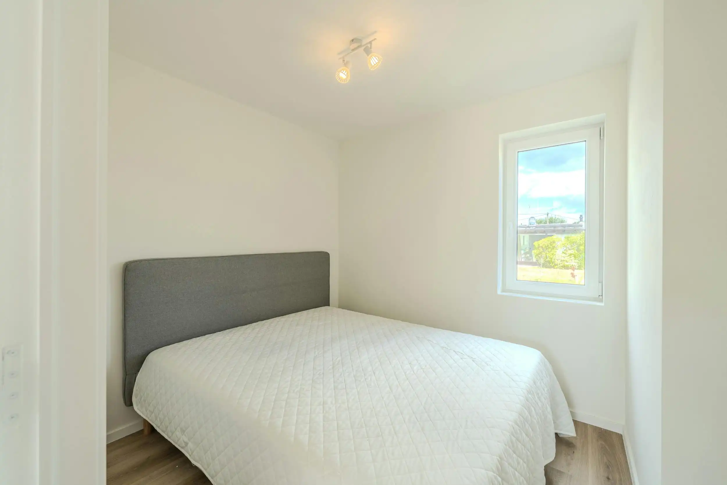 Vakantiewoning met zongerichte tuin gelegen op rustige ligging te Westende! foto 8