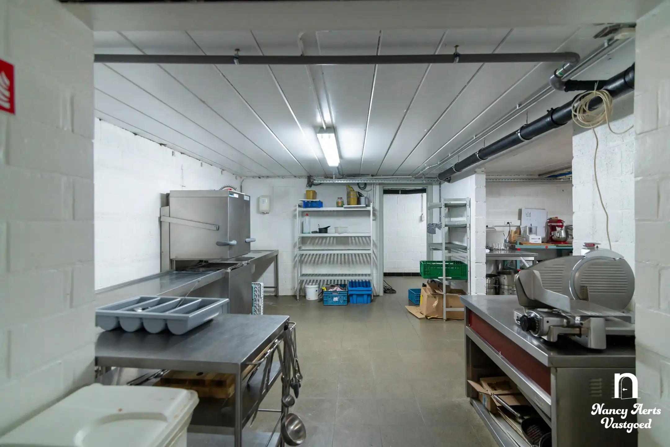 Handelszaak te koop op toplocatie in Beringen-Centrum foto 24