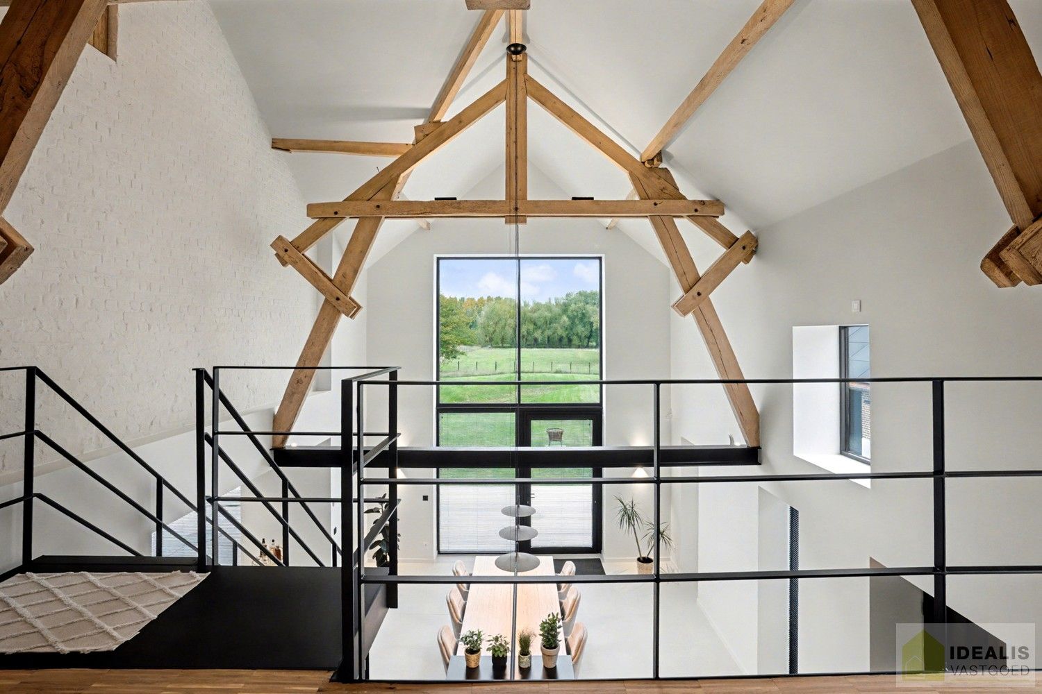 IDEALIS VASTGOED - EEN BIJZONDER HUIS, EEN BIJZONDERE LOCATIE, EEN UNIEKE KANS OM TE WONEN IN EEN AUTHENTIEK LANDHUIS MET EEN PRACHTIGE INRICHTING EN EEN HOOGWAARDDIGE AFWERKINGSGRAAD! foto 39