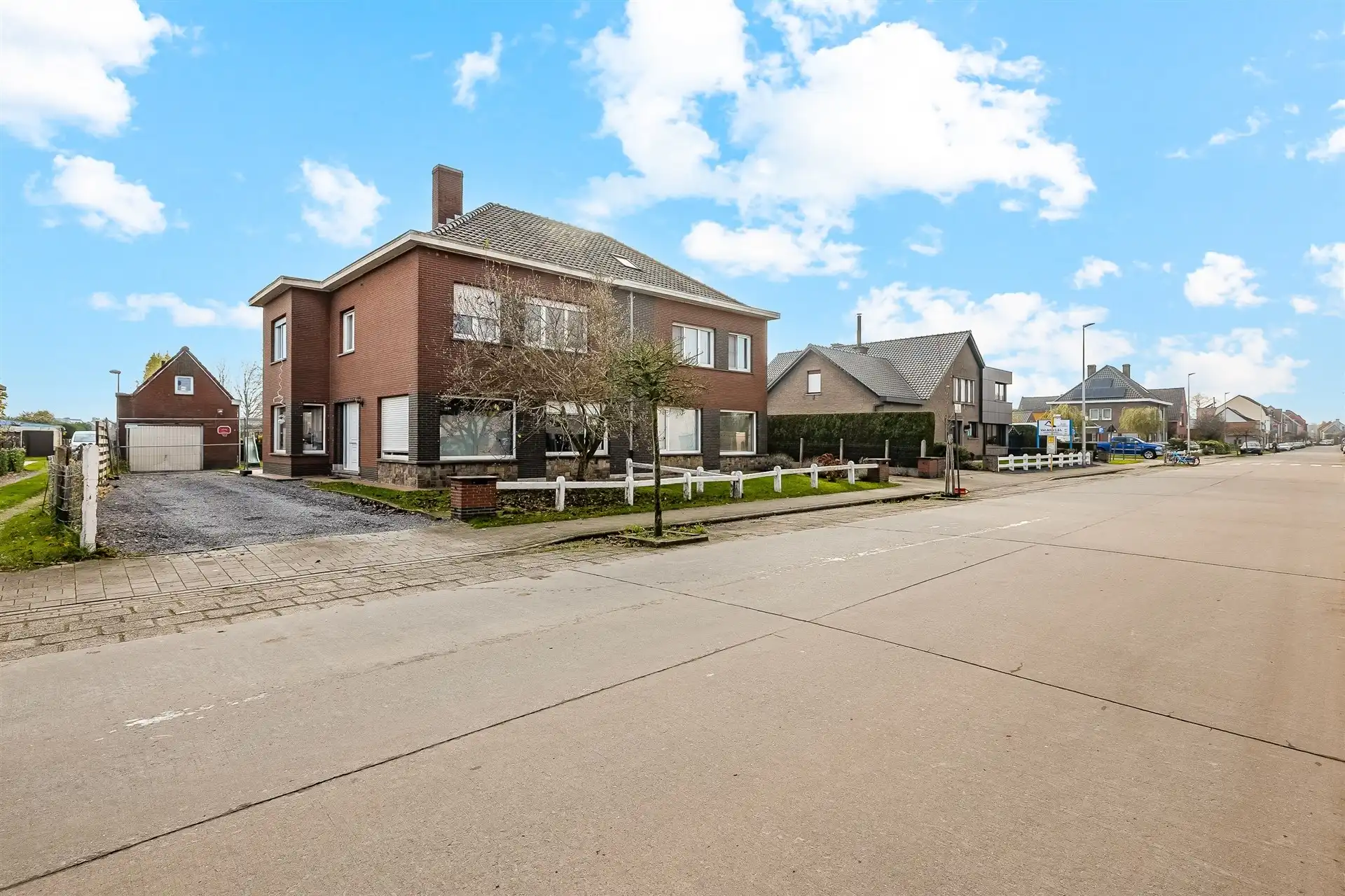 Op te frissen woning met supertoffe tuin, nabij het centrum! foto 5