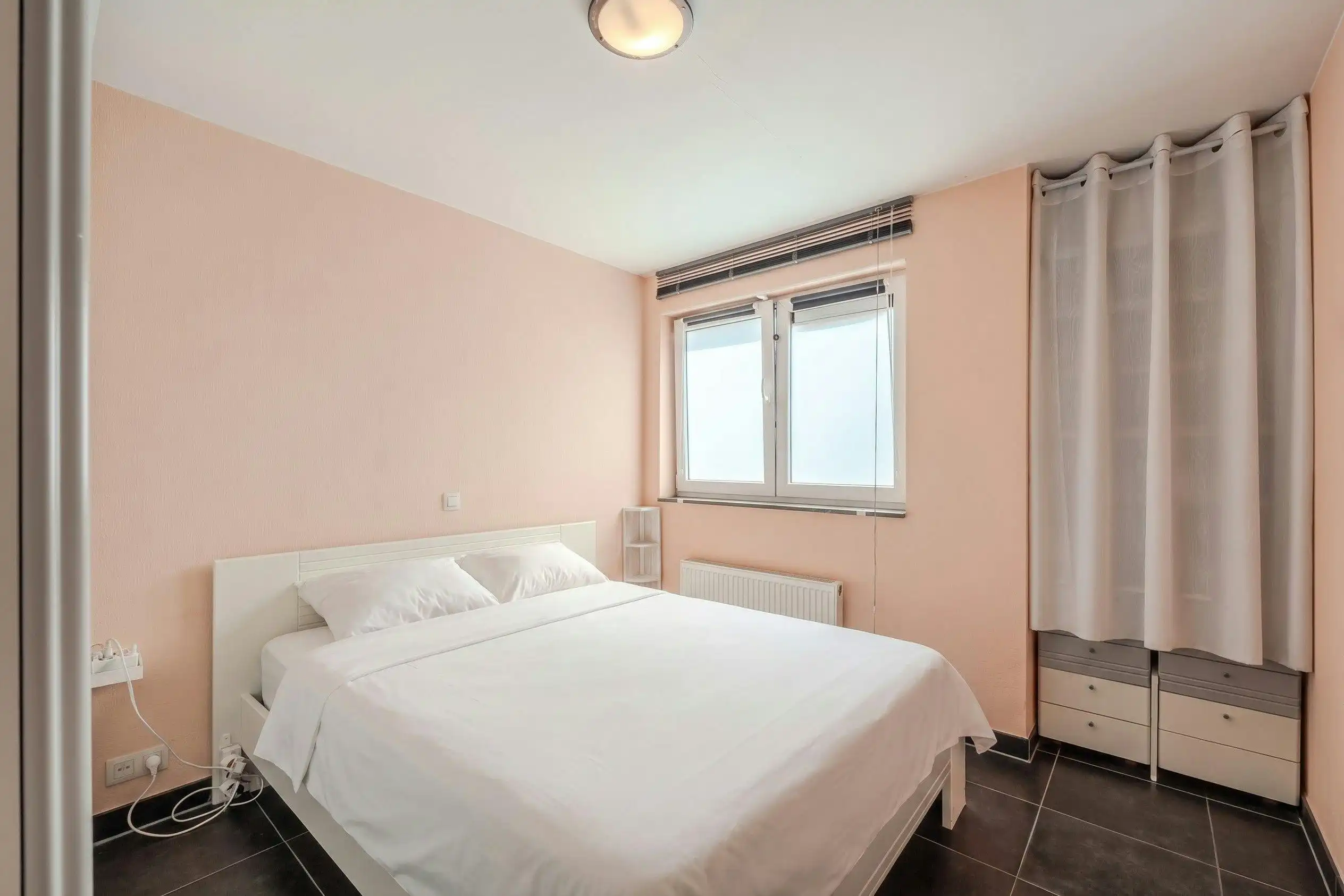 Aangenaam twee slaapkamer appartement in het centrum! foto 9