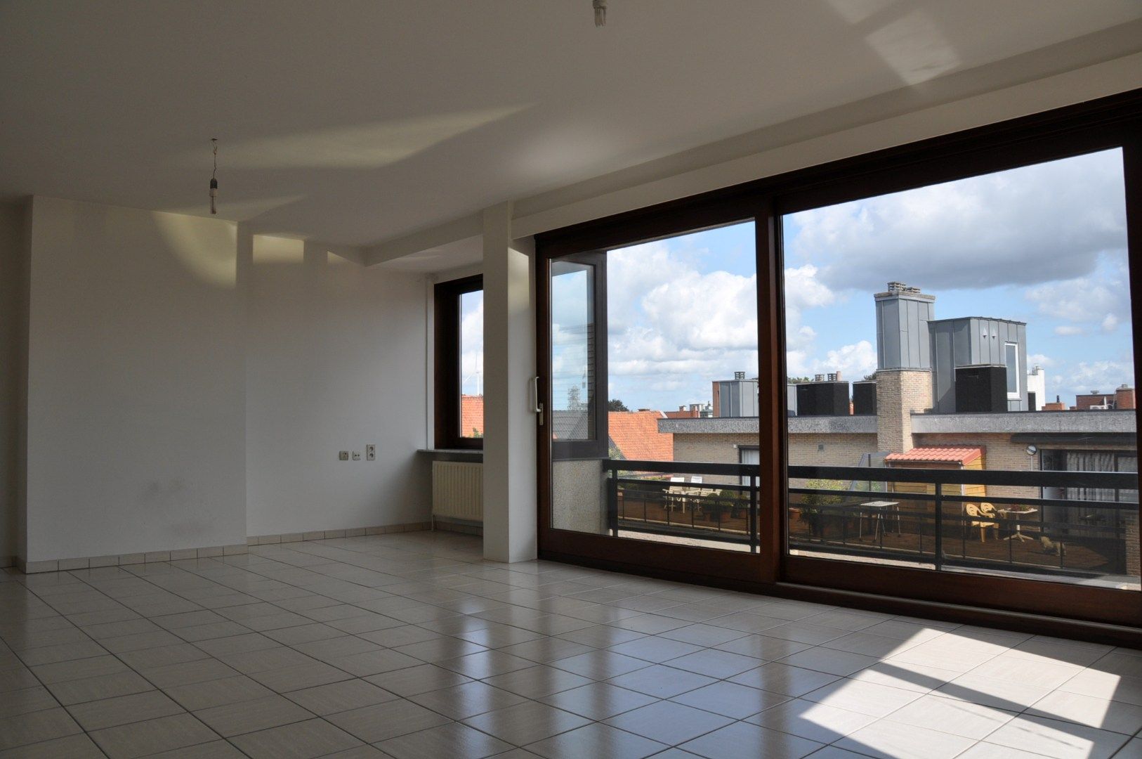 Ruim en verzorgd appartement met twee slaapkamers - centrale ligging. foto 5