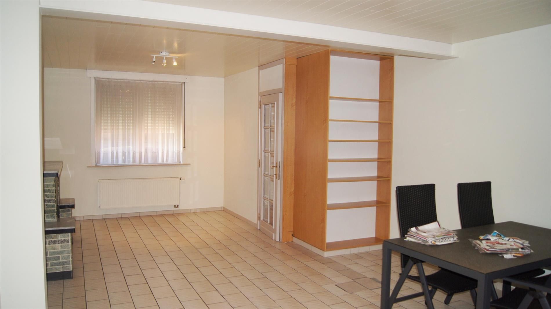 Gezinswoning met 3 slpks, bureau, garage en tuin foto 6