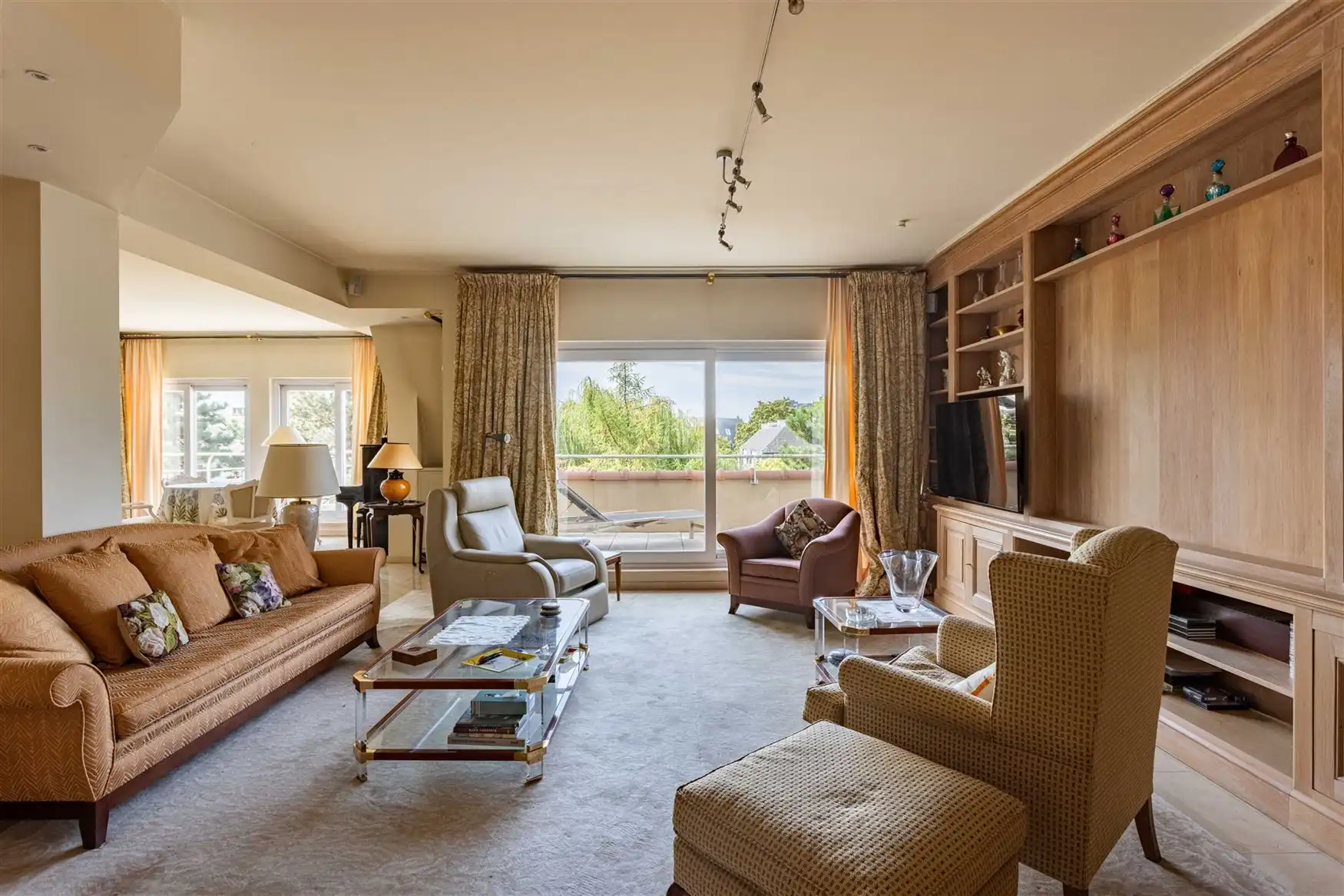Luxueus appartement met 275 m² woonruimte en 3 terrassen foto 4