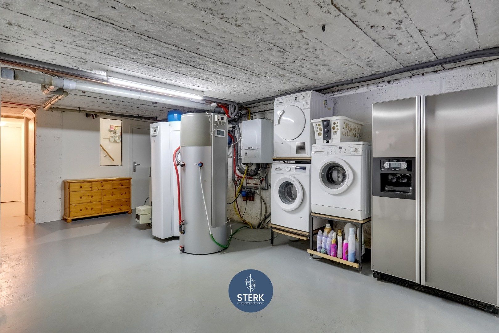 GELIJKVLOERSE WONING MET 4 SLPKS, 2 BADKAMERS EN GROTE TUIN TE ZUTENDAAL !  foto 17