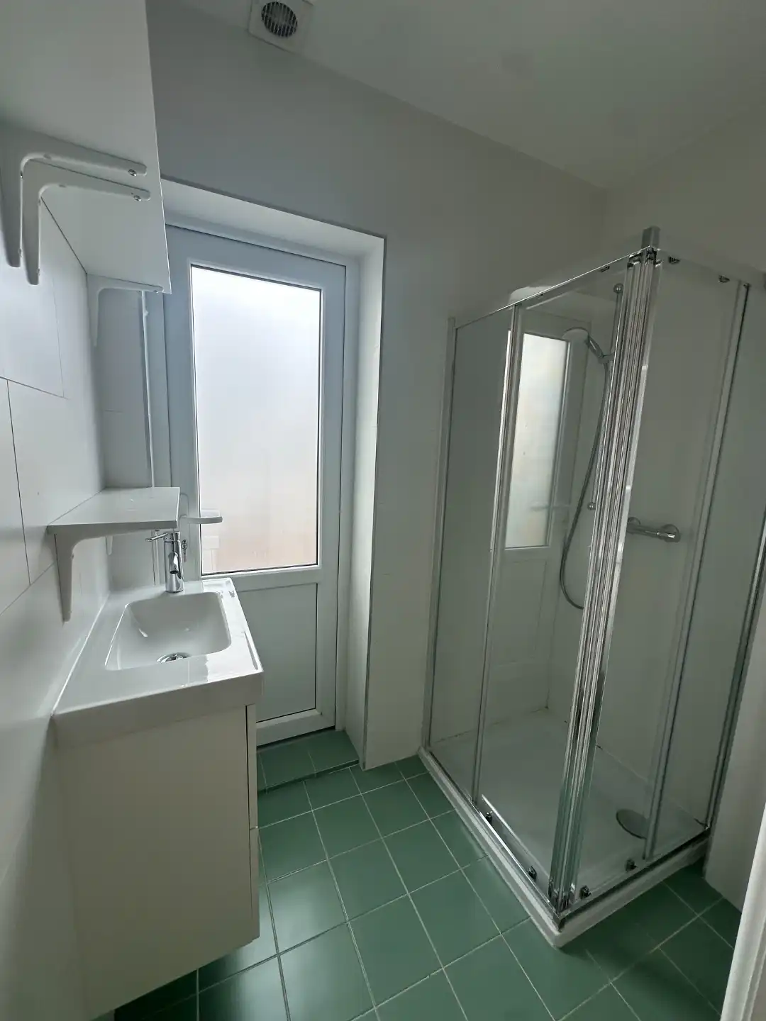 Instapklaar appartement aan de voet van het Te Boelaerpark foto 5