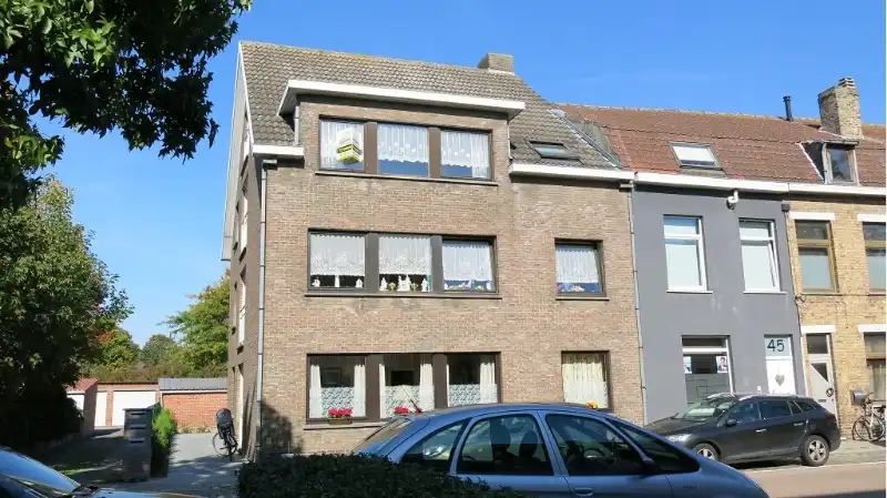 Ruime 2-slaapkamerduplex te huur in Koolkerke Brugge foto 11