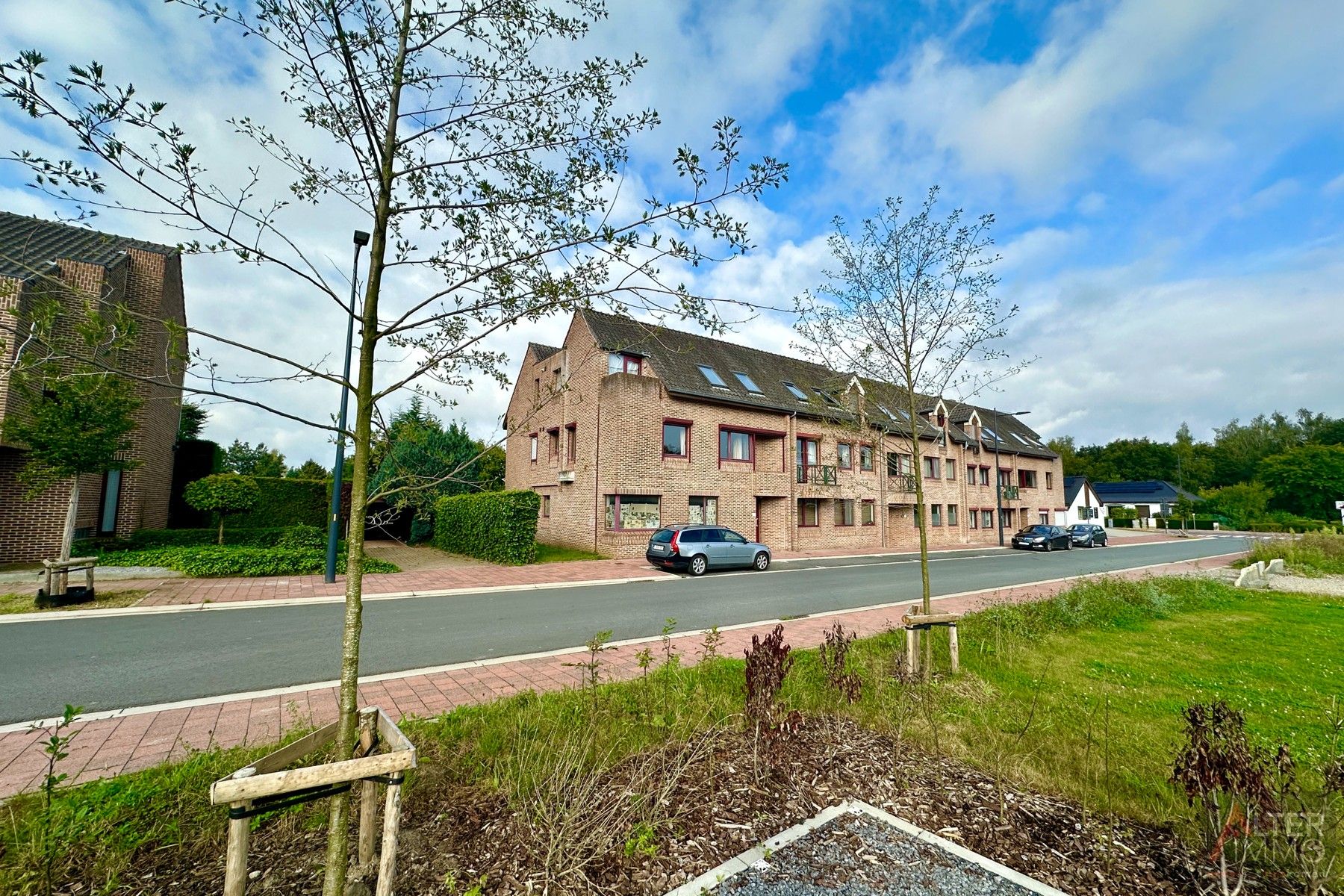 Goed onderhouden appartement uit 1990 (NBO 81m2) met 2 slaapkamers en een inpandige garage vlakbij Zolder-centrum. foto 22