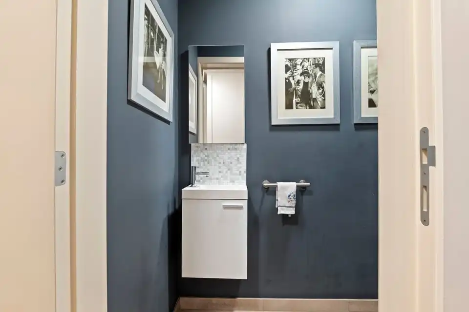 MODERN GELIJKVLOERS APPARTEMENT MET TERRAS EN STAANPLAATS IN SINT-TRUIDEN foto 15