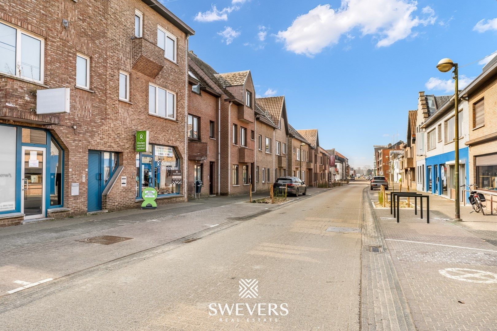 Commercieel pand met garage in centrum Beringen foto 17