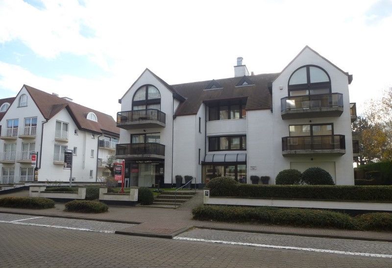 Garagebox op Toplocatie in Zoute! foto {{pictureIndex}}