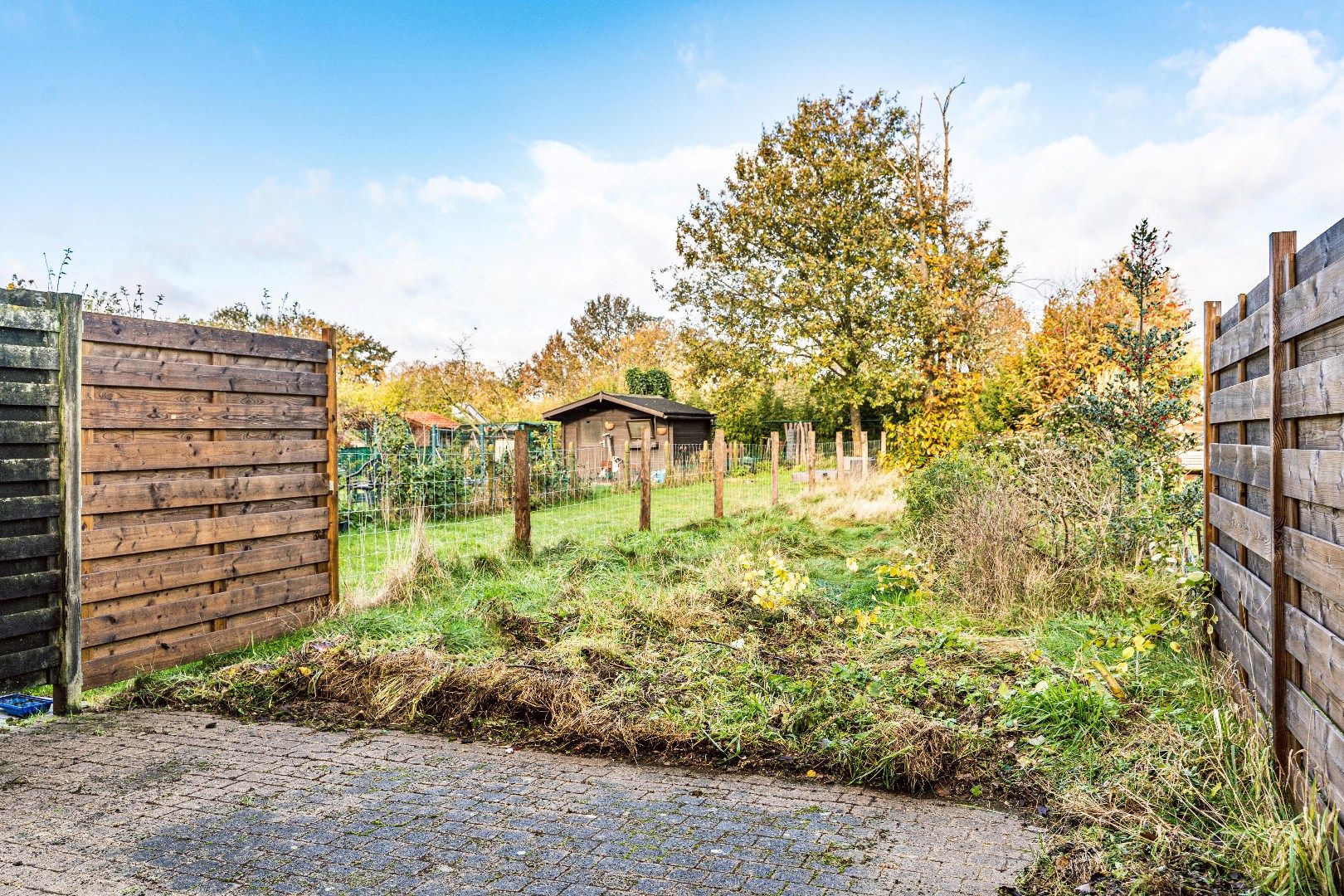 Centraal gelegen woning met uitgestrekte tuin te koop in Sint-Niklaas: Ideaal voor renovatie en verfrissing foto 19