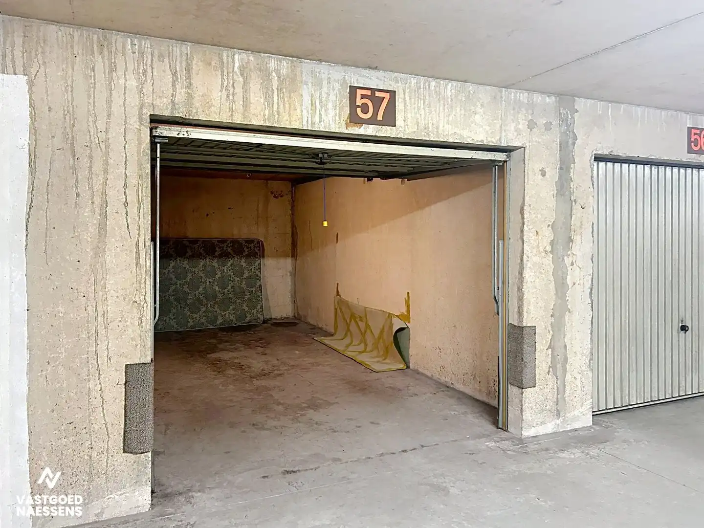 GARAGEBOX VLAKBIJ ZEEDIJK  foto 3