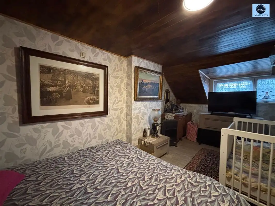 AUTHENTIEKE HOEVE MET 3 KAMERS EN TUIN foto 8