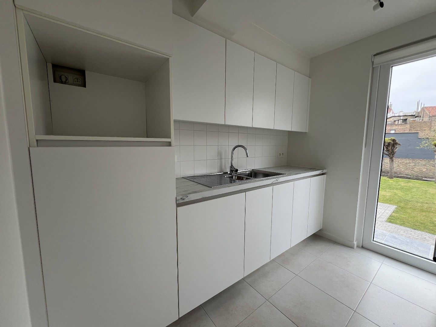 Instapklaar appartement met tuin - INTERBELLUMWIJK foto 14