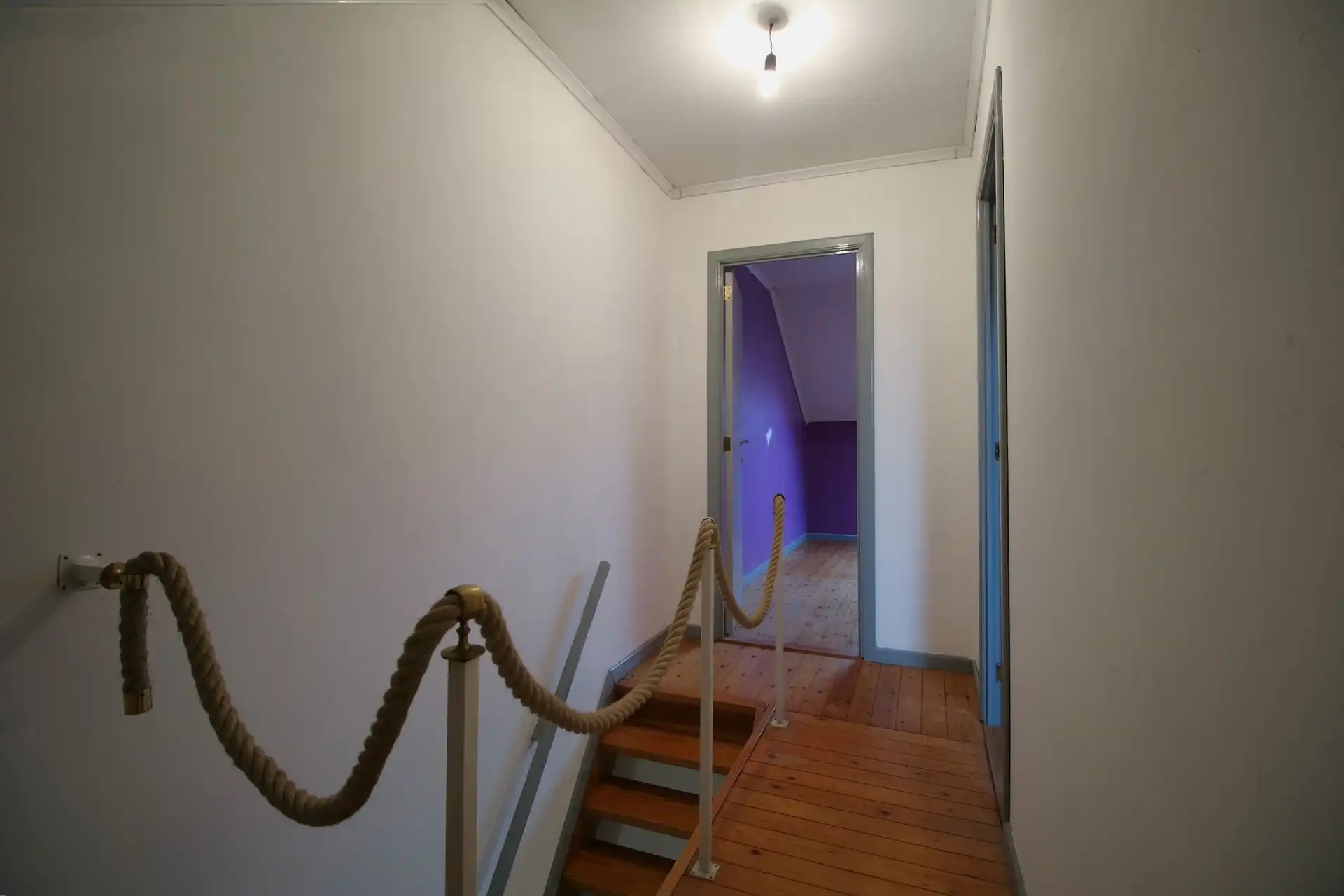 Te renoveren woning met 4 slaapkamers foto 18