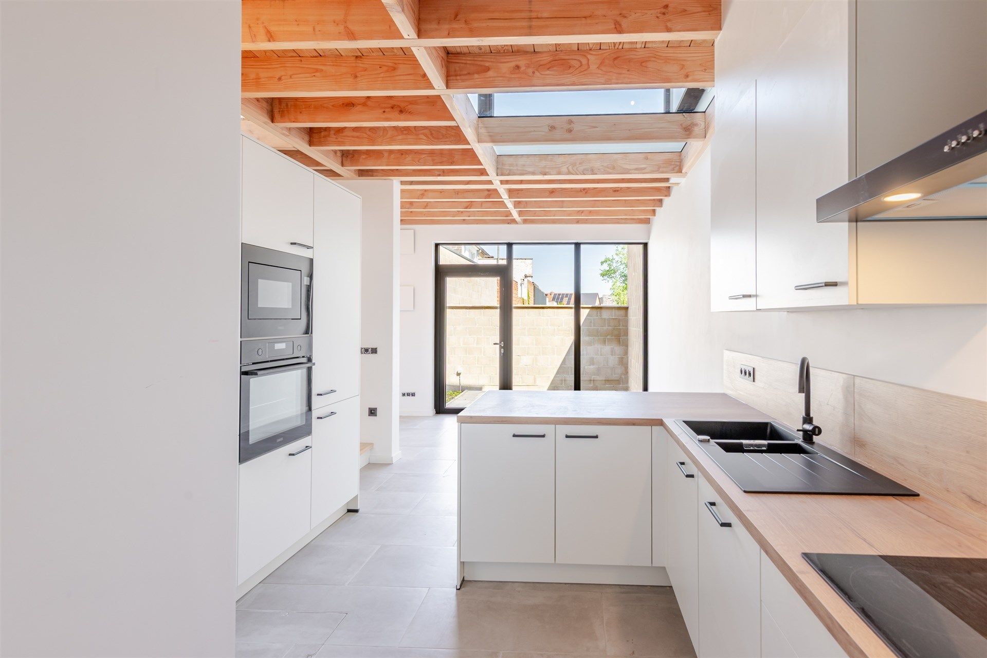 Unieke nieuwbouwwoning op gunstige ligging foto 3